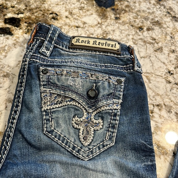 Rock Revival Jeans - Picture 3 of 8